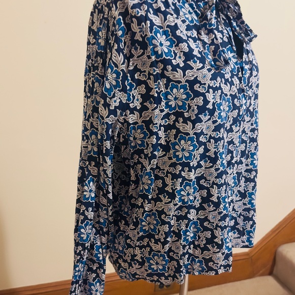 J. Crew V-neck Tie Top In Floral Cotton-blend Dobby For Women  XL - Picture 3 of 6